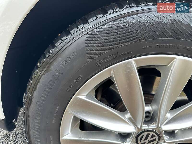 Хетчбек Volkswagen Golf 2008 в Звягелі