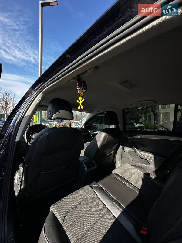 Універсал Volkswagen Golf 2014 в Києві