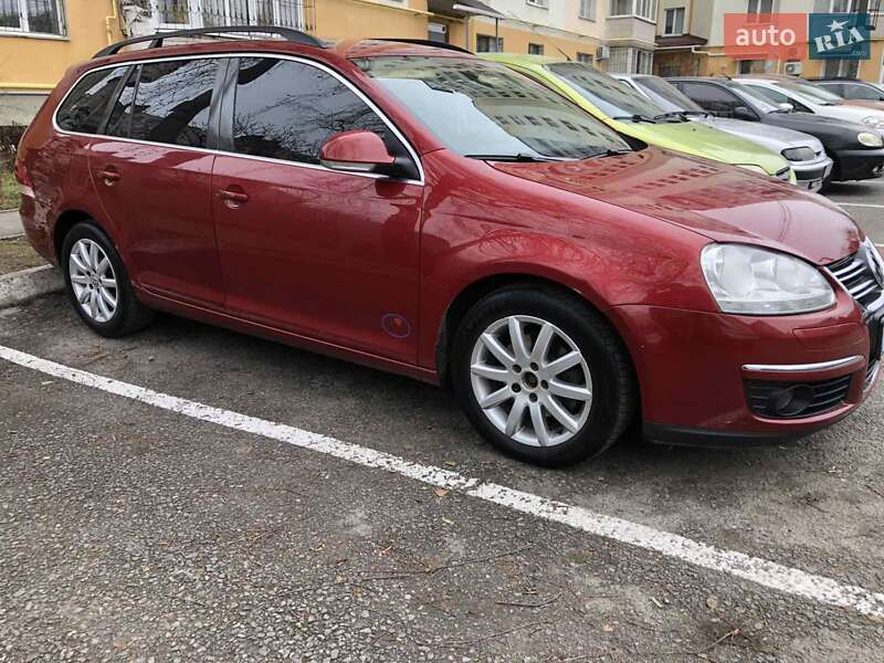 Універсал Volkswagen Golf 2008 в Вінниці