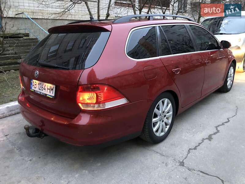 Універсал Volkswagen Golf 2008 в Вінниці