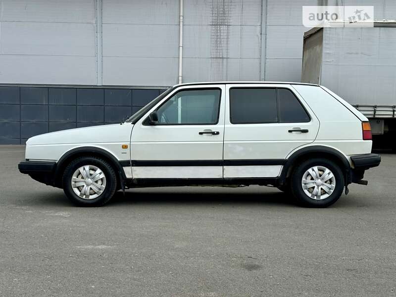 Хэтчбек Volkswagen Golf 1990 в Одессе
