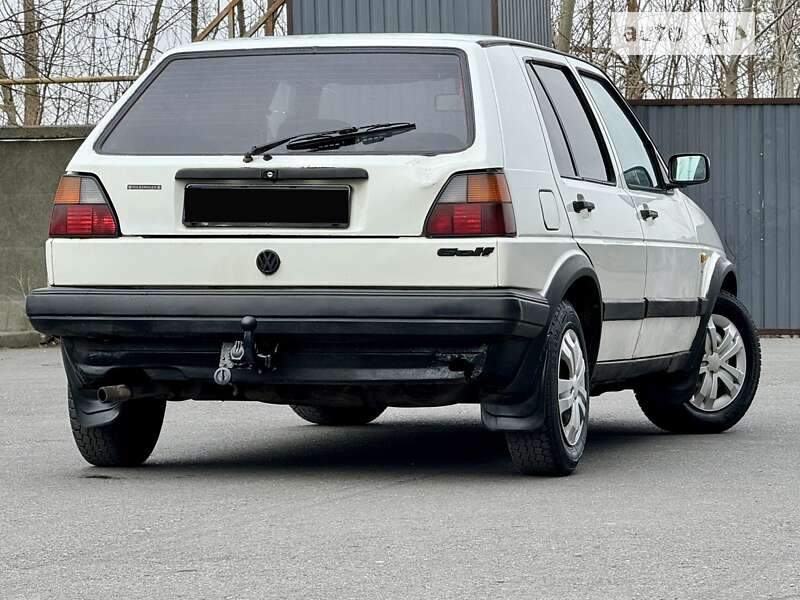 Хэтчбек Volkswagen Golf 1990 в Одессе