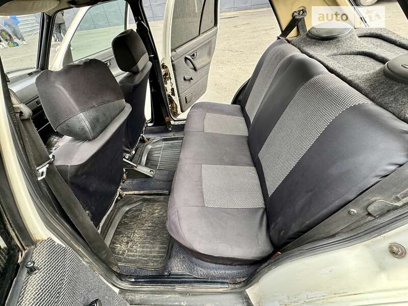 Хэтчбек Volkswagen Golf 1990 в Одессе