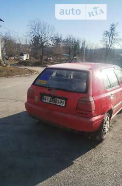 Хетчбек Volkswagen Golf 1997 в Києві