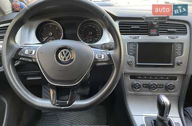 Универсал Volkswagen Golf 2015 в Днепре