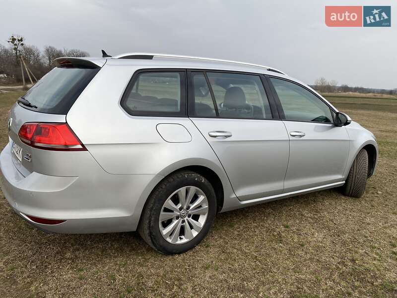 Універсал Volkswagen Golf 2016 в Крижополі