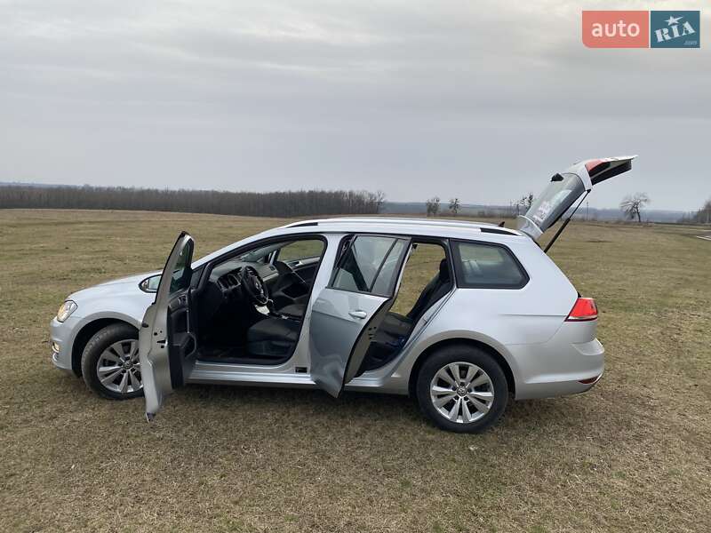 Універсал Volkswagen Golf 2016 в Крижополі
