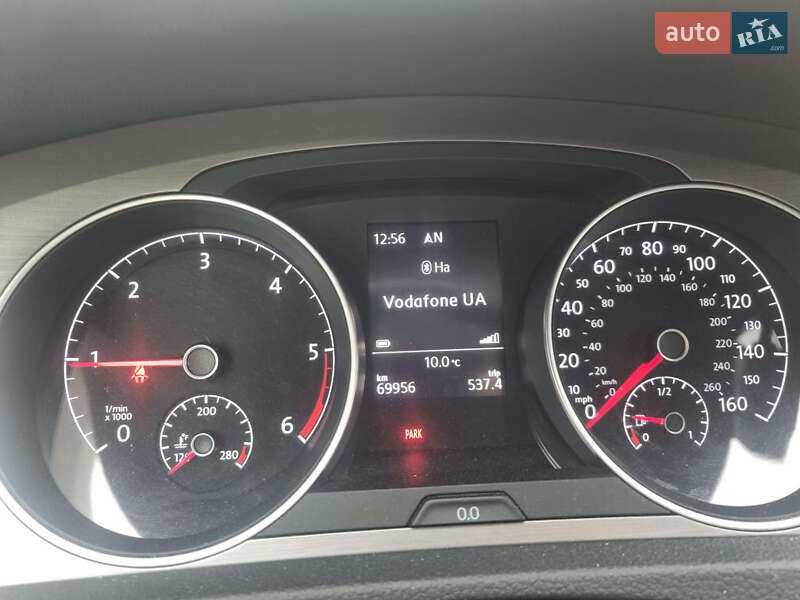 Универсал Volkswagen Golf 2015 в Львове