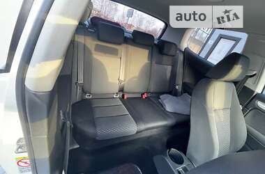 Хэтчбек Volkswagen Golf 2009 в Немирове