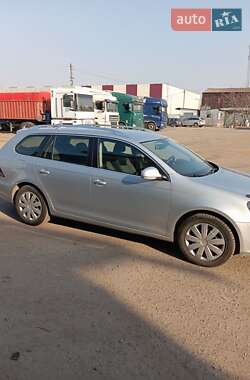 Універсал Volkswagen Golf 2011 в 