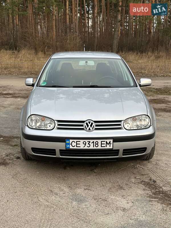 Volkswagen Golf 2000