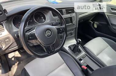 Хетчбек Volkswagen Golf 2013 в Харкові