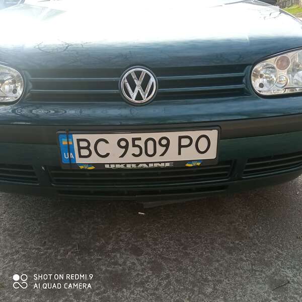 Хетчбек Volkswagen Golf 2003 в Львові