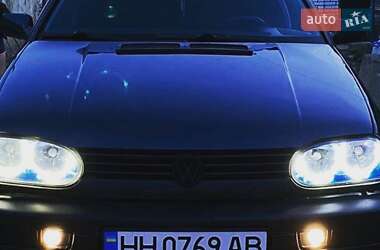 Хэтчбек Volkswagen Golf 1994 в Болграде
