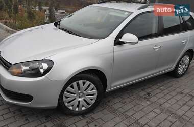 Универсал Volkswagen Golf 2011 в 