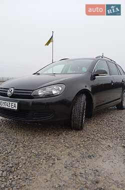 Универсал Volkswagen Golf 2010 в Тернополе