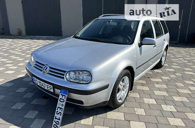 Универсал Volkswagen Golf 2000 в Бучаче