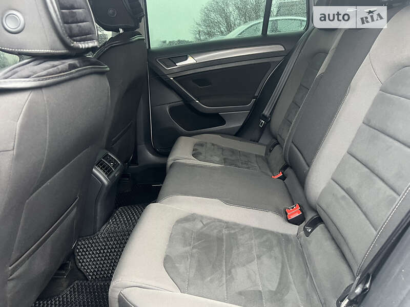 Универсал Volkswagen Golf 2017 в Днепре фото 17 Универсал Volkswagen Golf 2017 в Днепре