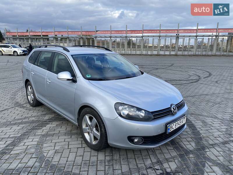 Универсал Volkswagen Golf 2011 в Львове