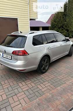 Універсал Volkswagen Golf 2014 в Києві