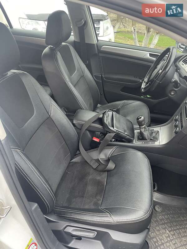 Универсал Volkswagen Golf 2014 в Переяславе