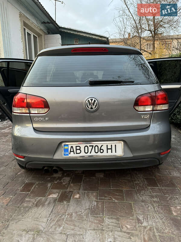 Хэтчбек Volkswagen Golf 2012 в Виннице