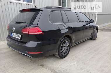 Універсал Volkswagen Golf 2017 в 