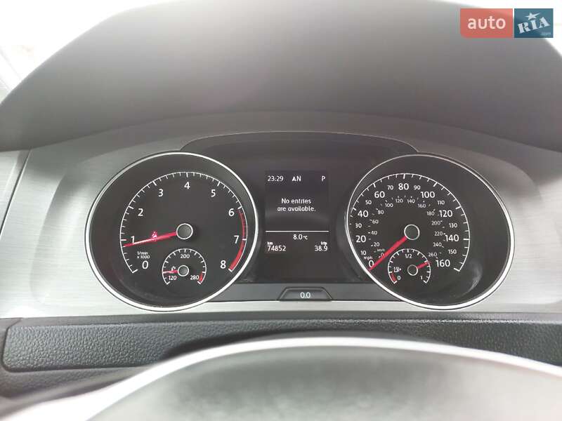 Хэтчбек Volkswagen Golf 2015 в Виннице