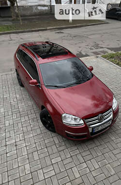 Універсал Volkswagen Golf 2008 в Миколаєві