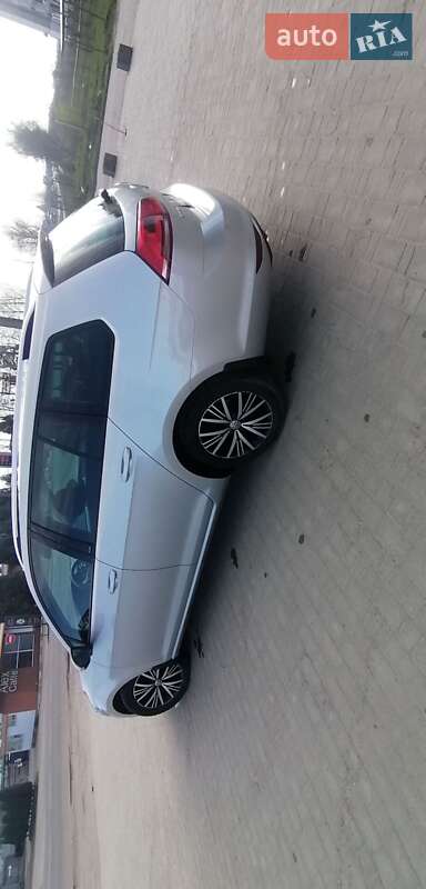 Универсал Volkswagen Golf 2016 в Самборе