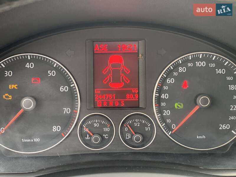 Универсал Volkswagen Golf 2008 в Ужгороде