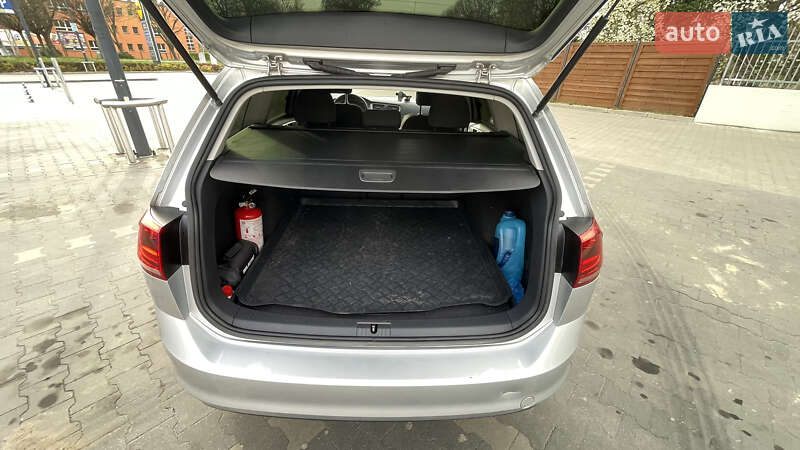 Універсал Volkswagen Golf 2015 в Львові