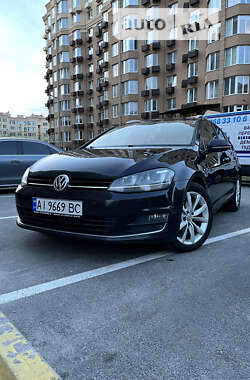 Універсал Volkswagen Golf 2013 в Києві