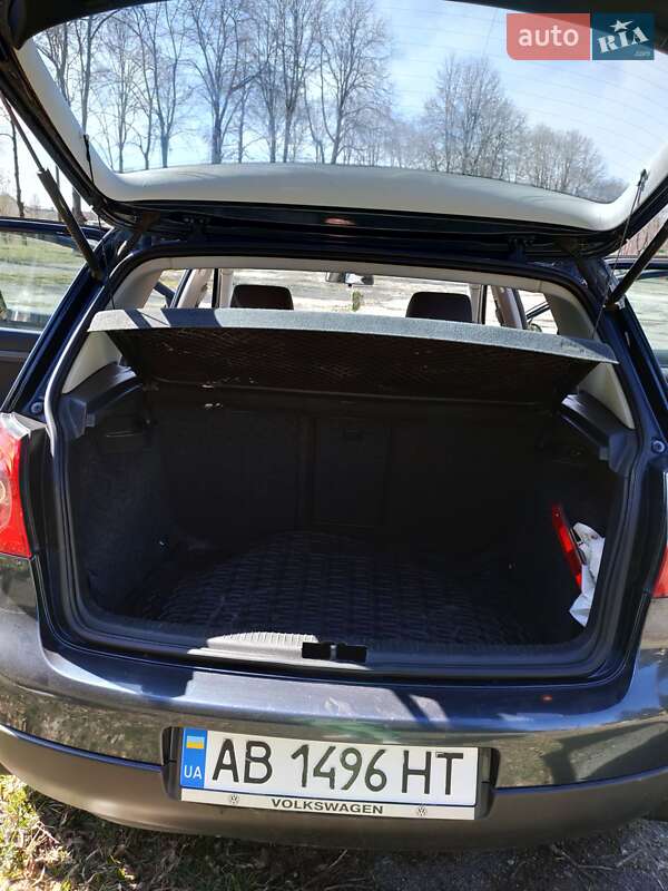 Хэтчбек Volkswagen Golf 2005 в Жмеринке фото 12 Хэтчбек Volkswagen Golf 2005 в Жмеринке