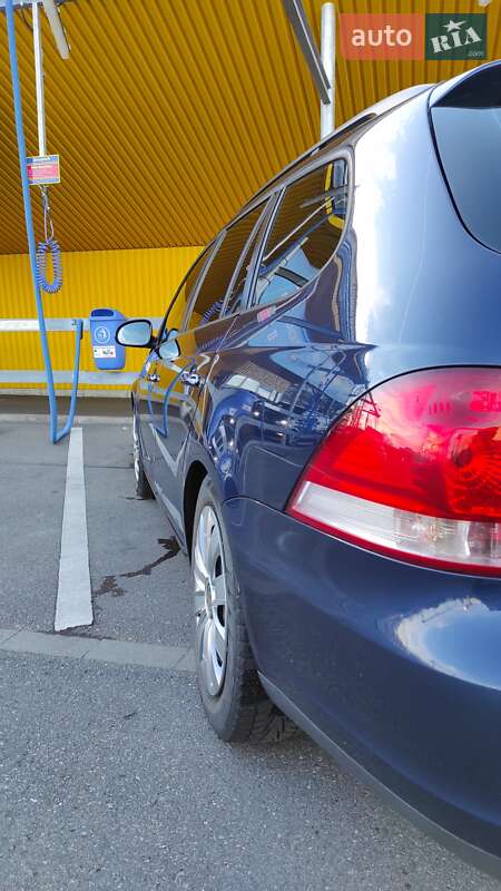 Универсал Volkswagen Golf 2008 в Львове