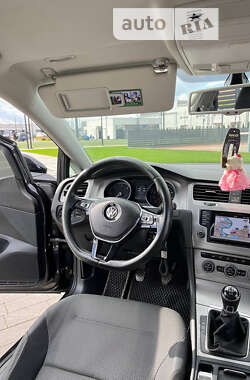 Універсал Volkswagen Golf 2014 в Мукачевому