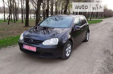 Хэтчбек Volkswagen Golf 2005 в Кривом Роге