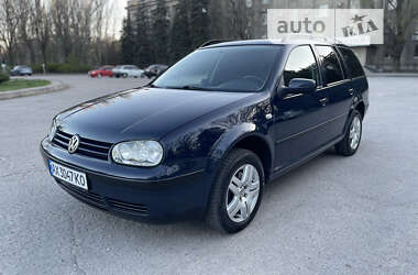 Универсал Volkswagen Golf 2002 в Запорожье