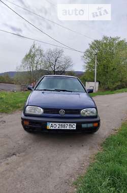 Хетчбек Volkswagen Golf 1994 в Ужгороді