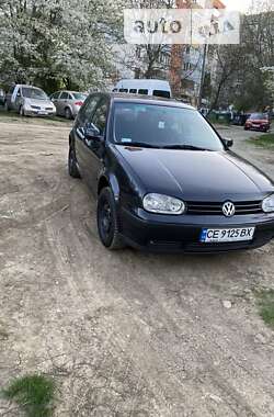 Хэтчбек Volkswagen Golf 1997 в Черновцах