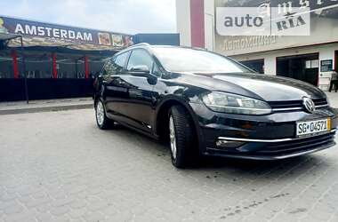 Универсал Volkswagen Golf 2017 в Хмельницком