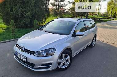 Універсал Volkswagen Golf 2014 в Вінниці