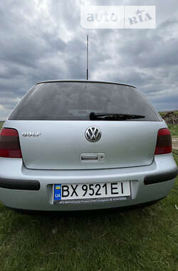 Хэтчбек Volkswagen Golf 2002 в Тернополе