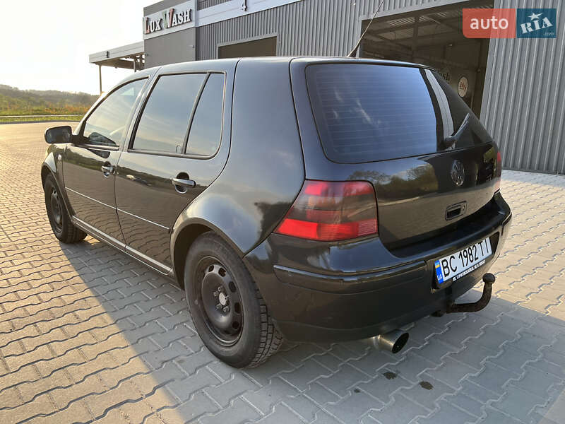 Хетчбек Volkswagen Golf 2000 в Львові