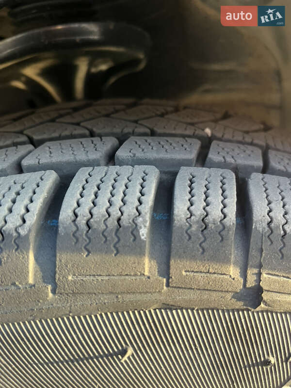 Хетчбек Volkswagen Golf 2000 в Львові