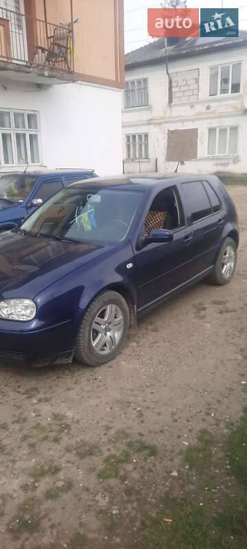 Volkswagen Golf 2002