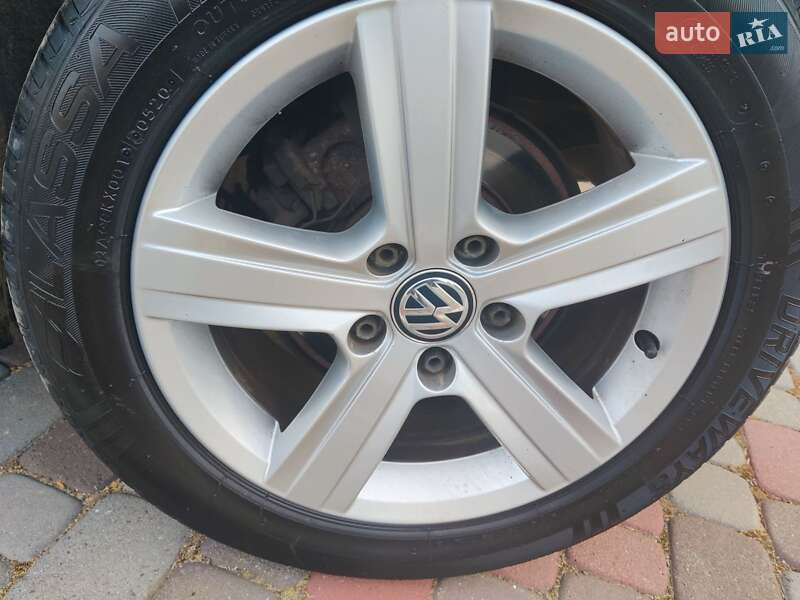 Хетчбек Volkswagen Golf 2013 в Мукачевому