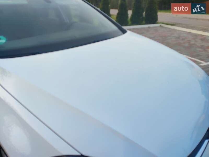 Хетчбек Volkswagen Golf 2013 в Мукачевому