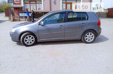 Хетчбек Volkswagen Golf 2007 в Гусятині