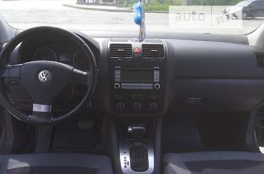 Хетчбек Volkswagen Golf 2007 в Гусятині